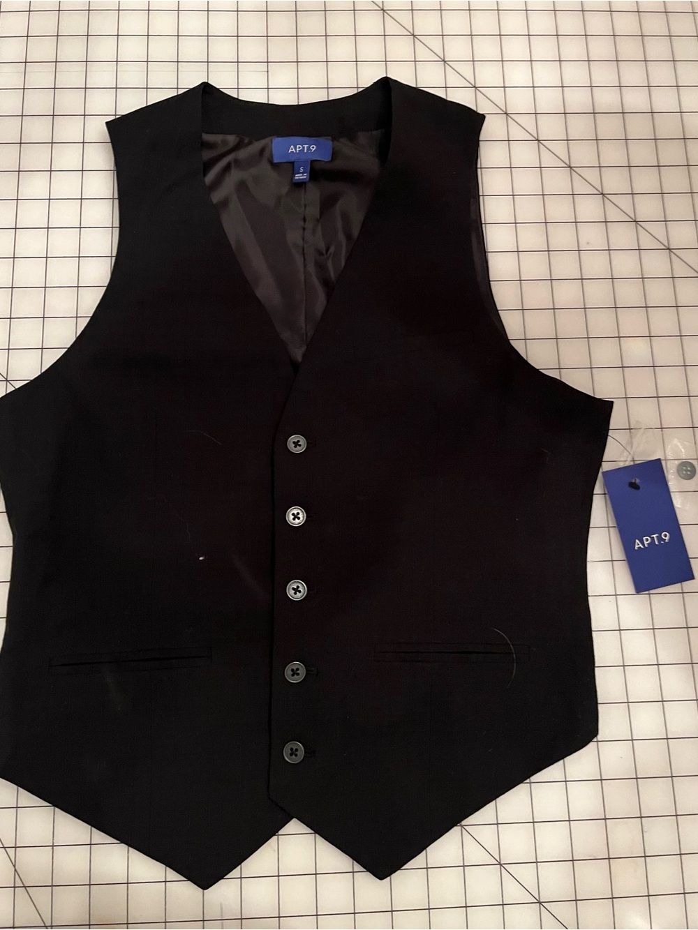 Apt. 9 Men’s Black Classic Five-Button Vest